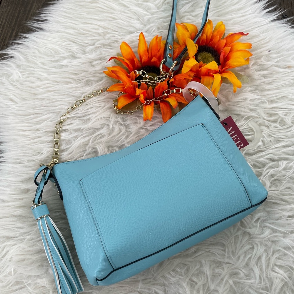NWT GORGEOUS COLOR crossbody bag with Tassel - Picture 6 of 7